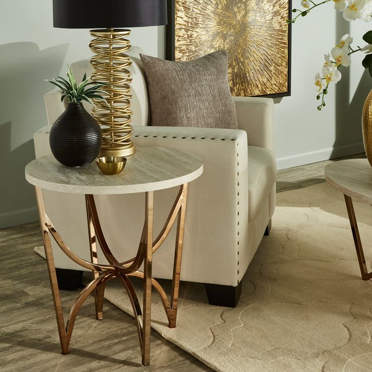 End & Side Tables